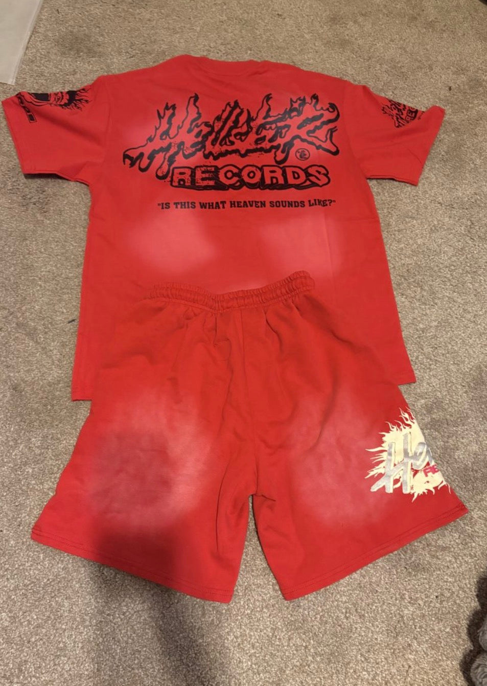Red black and white set